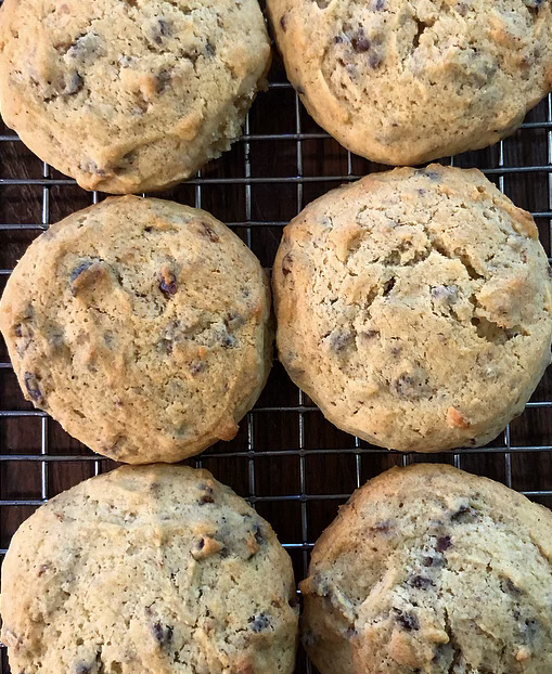 photo of baked cinnamon biscuits