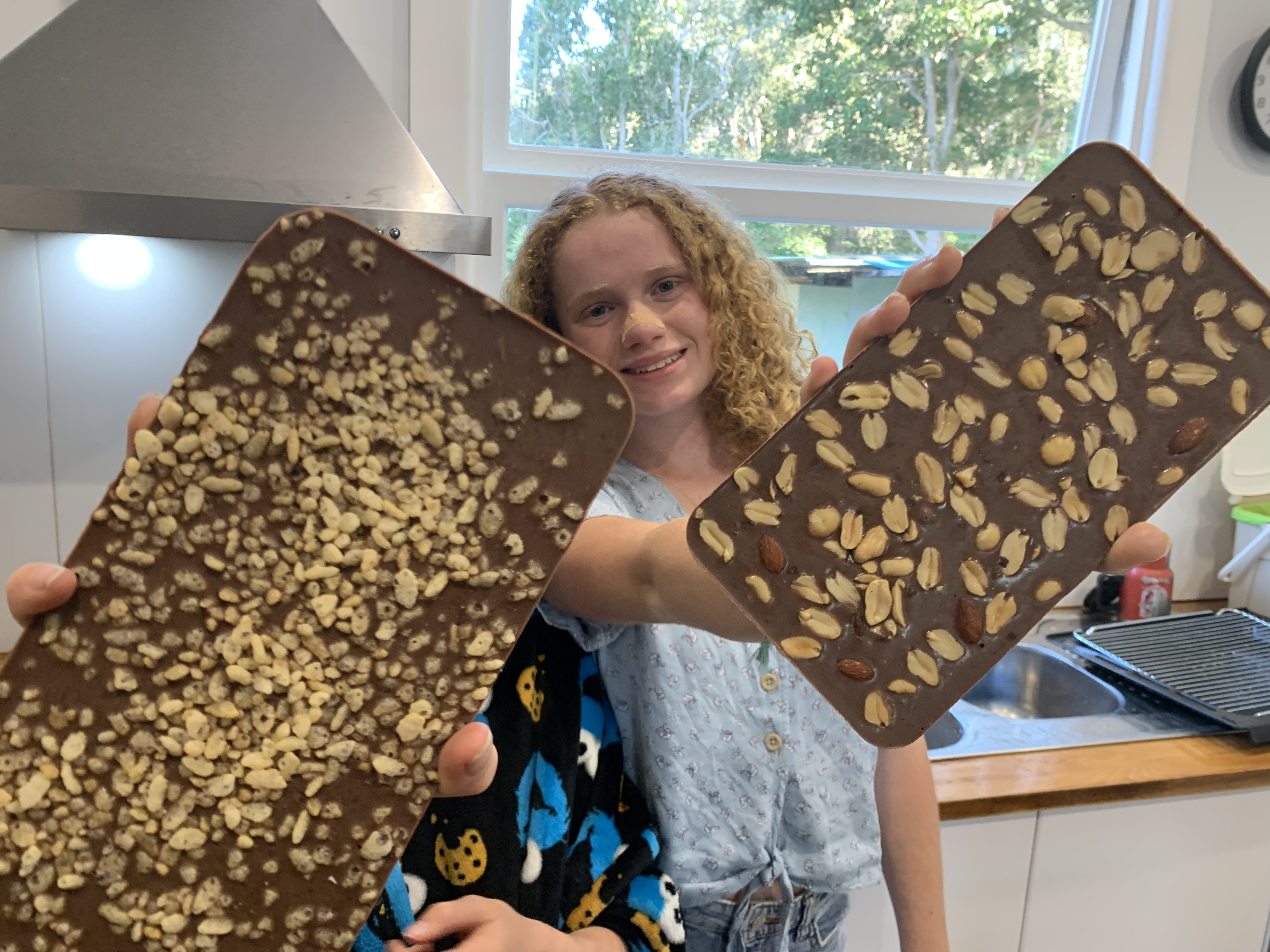 photo of girls with nutty chocolate